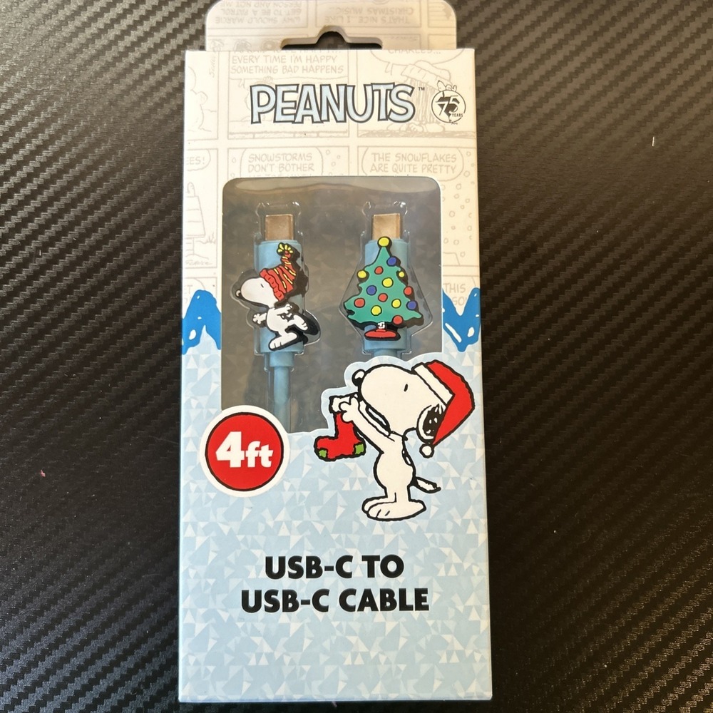 Peanuts Snoopy USB C To USB C Cable 4‎ Ft Christmas Holiday Charging Cord TREE